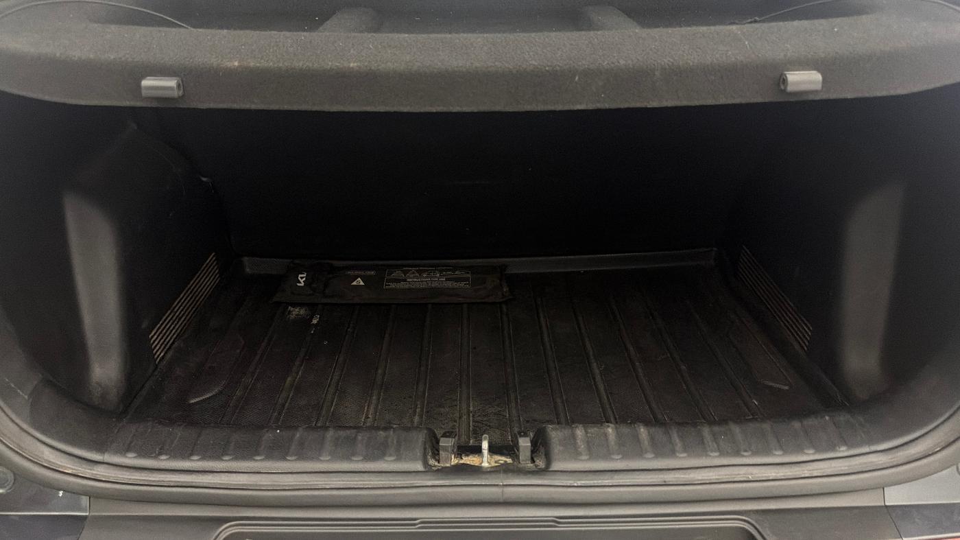2022 KIA SONET HTK 1.2, Petrol, Manual, 31,406 km, Boot Inside