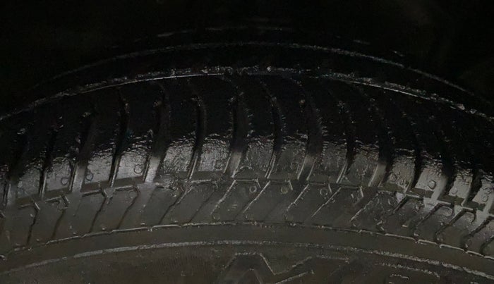 2016 Ford Ecosport TITANIUM 1.5L PETROL AT, Petrol, Automatic, 71,369 km, Right Front Tyre Tread