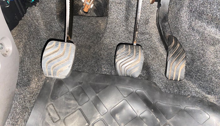 2016 Datsun Redi Go S, Petrol, Manual, 29,101 km, Pedals