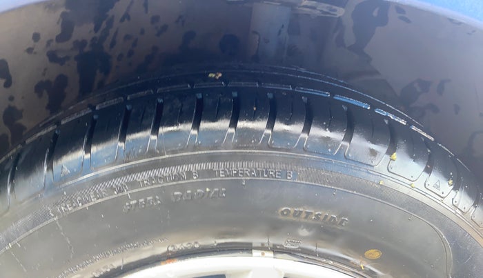 2020 Maruti Dzire VXI, Petrol, Manual, 49,779 km, Right Front Tyre Tread