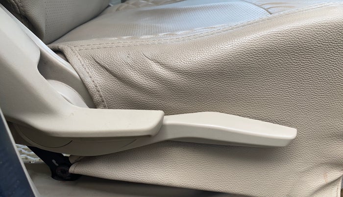 2020 Maruti Dzire VXI, Petrol, Manual, 49,779 km, Driver Side Adjustment Panel