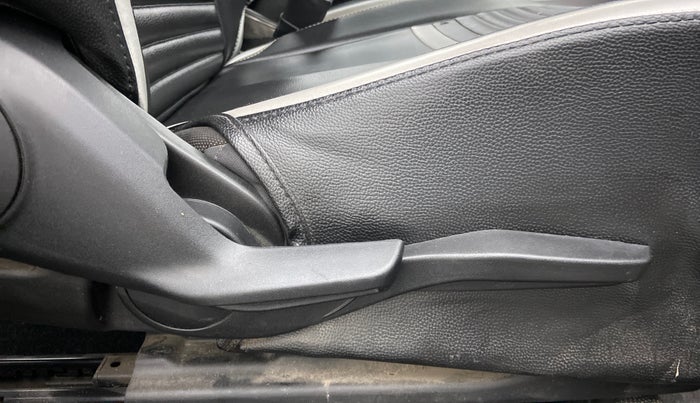 2020 Maruti Baleno ZETA PETROL 1.2, Petrol, Manual, 33,710 km, Driver Side Adjustment Panel