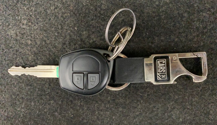 2014 Maruti Wagon R 1.0 VXI, Petrol, Manual, 73,273 km, Key Close Up