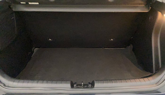 2021 Hyundai NEW I20 ASTA 1.2 AT, Petrol, Automatic, 13,753 km, Boot Inside
