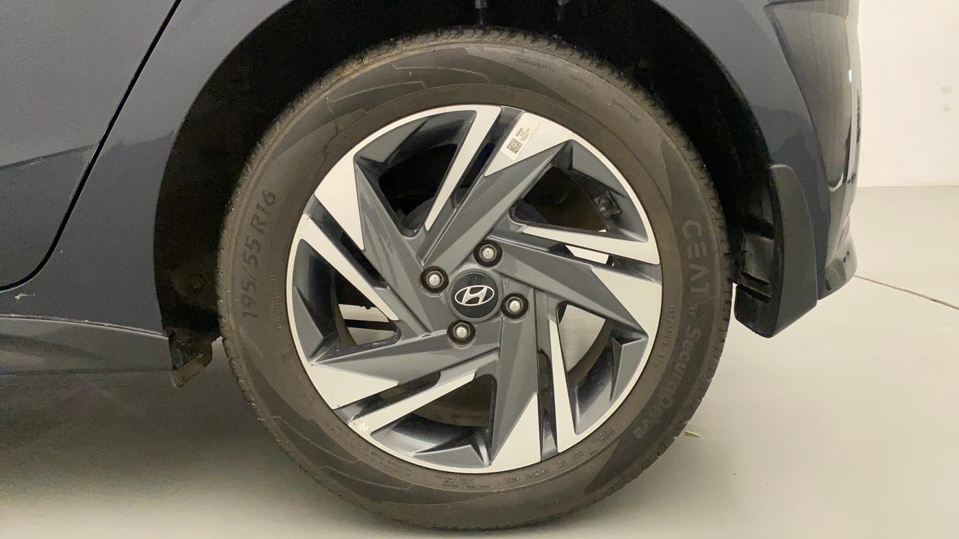 2021 Hyundai NEW I20 ASTA 1.2 AT, Petrol, Automatic, 13,753 km, Left Rear Wheel