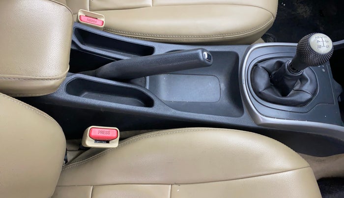 2018 Honda City 1.5L I-VTEC V MT, Petrol, Manual, 41,110 km, Gear Lever