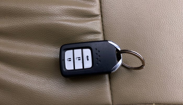 2018 Honda City 1.5L I-VTEC V MT, Petrol, Manual, 41,110 km, Key Close Up