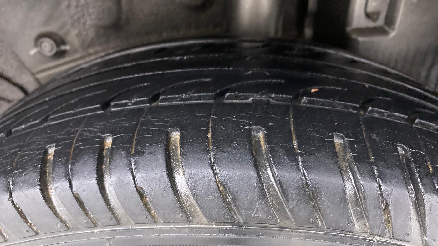 2013 Toyota Etios GD, Diesel, Manual, 96,919 km, Left Rear Tyre Tread