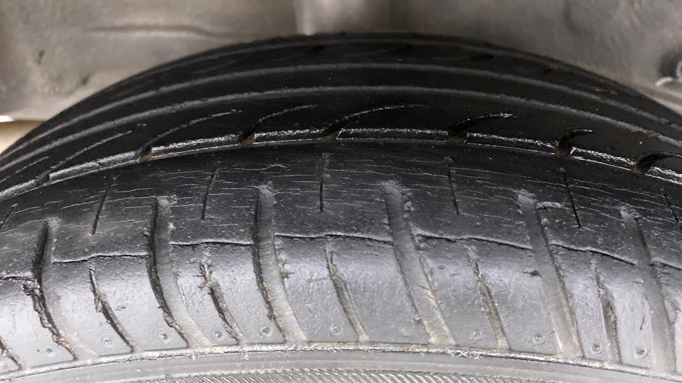 2013 Toyota Etios GD, Diesel, Manual, 96,919 km, Right Rear Tyre Tread