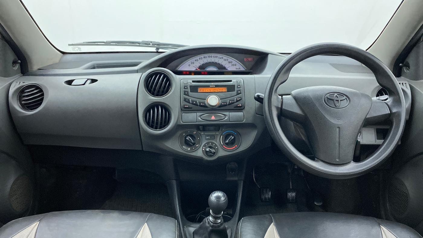2013 Toyota Etios GD, Diesel, Manual, 96,919 km, Dashboard