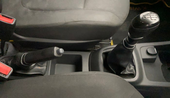 2015 Renault Kwid RXT 0.8, Petrol, Manual, 90,079 km, Gear Lever