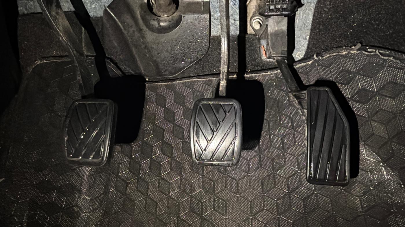 2019 Maruti XL6 ALPHA MT, Petrol, Manual, 77,649 km, Pedals