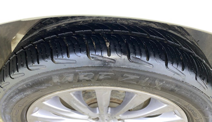 2017 Maruti Ciaz ZXI+, Petrol, Manual, 75,350 km, Right Rear Tyre Tread