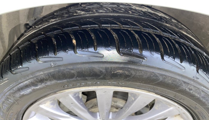 2017 Maruti Ciaz ZXI+, Petrol, Manual, 75,350 km, Left Front Tyre Tread