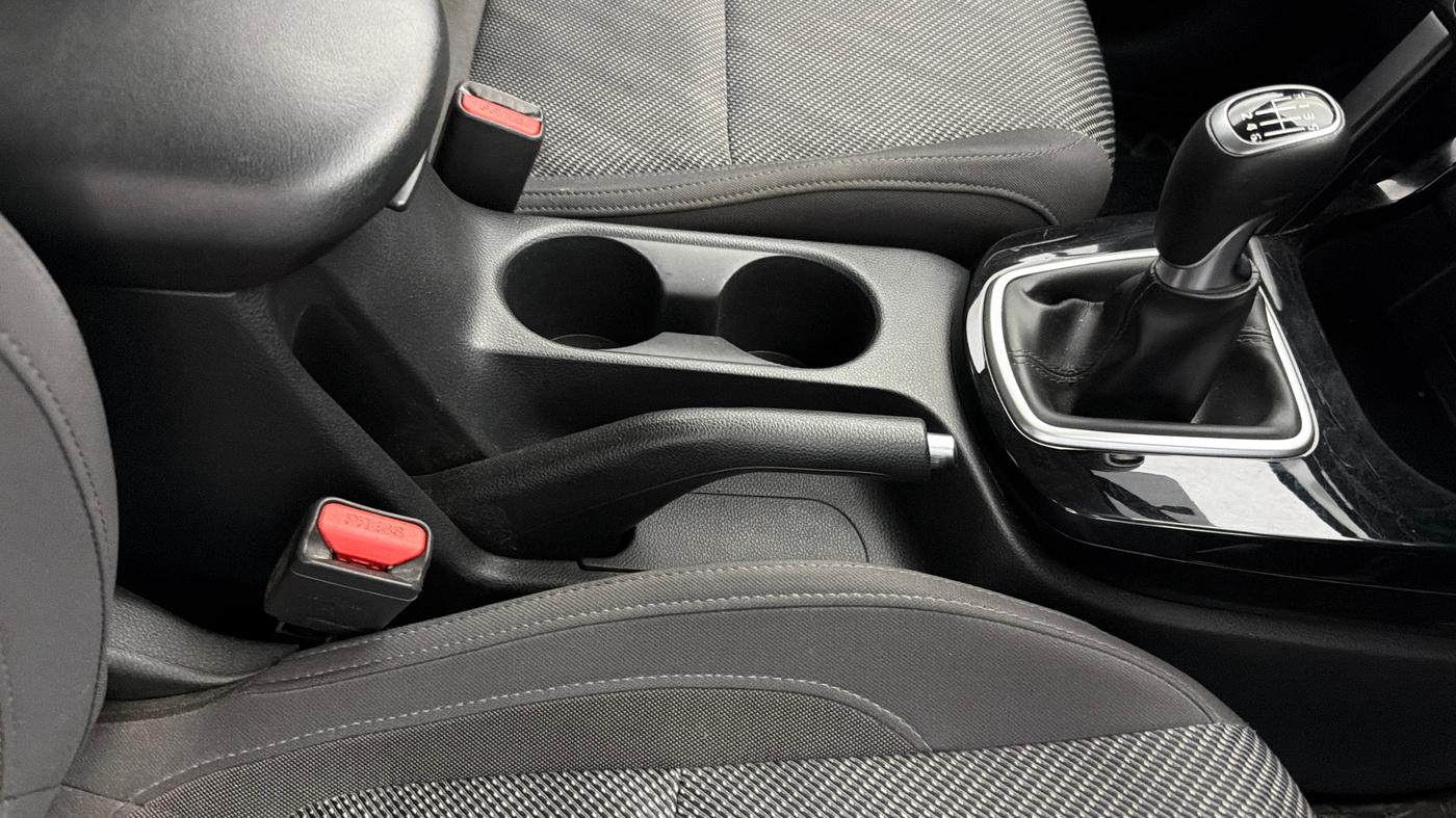 2022 KIA SELTOS HTK PLUS 1.5 DIESEL, Diesel, Manual, 35,143 km, Gear Lever
