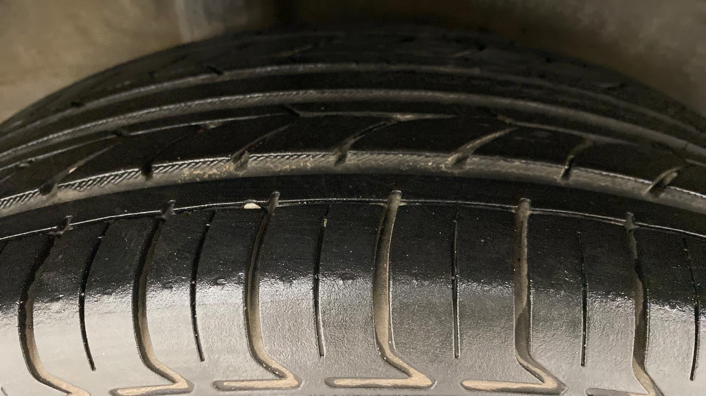 2017 Honda Jazz 1.2 SV MT, Petrol, Manual, 34,981 km, Right Rear Tyre Tread