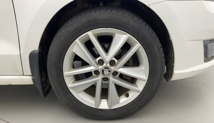 2018 Skoda Rapid STYLE 1.6 MPI, Petrol, Manual, 66,832 km, Right Front Wheel
