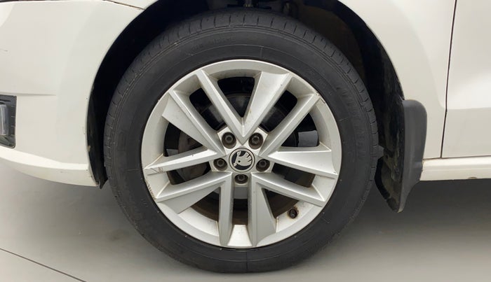 2018 Skoda Rapid STYLE 1.6 MPI, Petrol, Manual, 66,832 km, Left Front Wheel