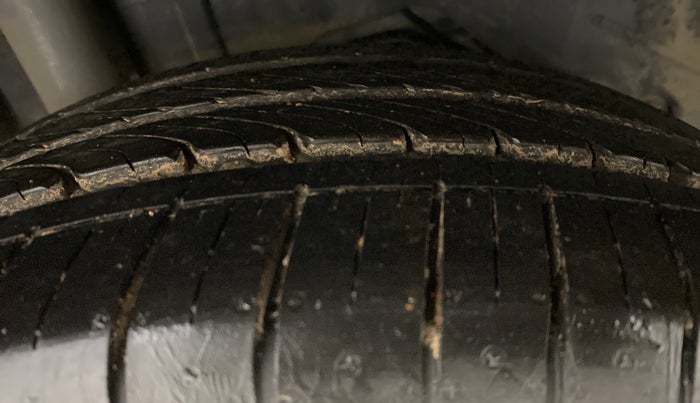 2018 Ford FREESTYLE TITANIUM 1.2 TI-VCT MT, Petrol, Manual, 10,347 km, Right Rear Tyre Tread