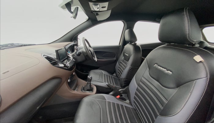 2018 Ford FREESTYLE TITANIUM 1.2 TI-VCT MT, Petrol, Manual, 10,347 km, Right Side Front Door Cabin