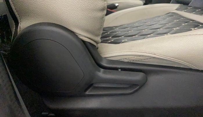 2020 Tata TIGOR XZ PETROL, Petrol, Manual, 85,263 km, Driver Side Adjustment Panel