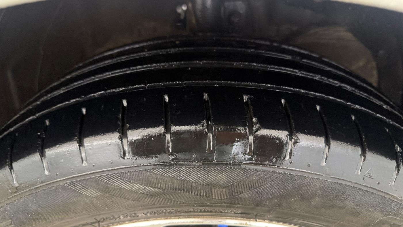 2023 Toyota Glanza G, Petrol, Manual, 50,234 km, Right Front Tyre Tread