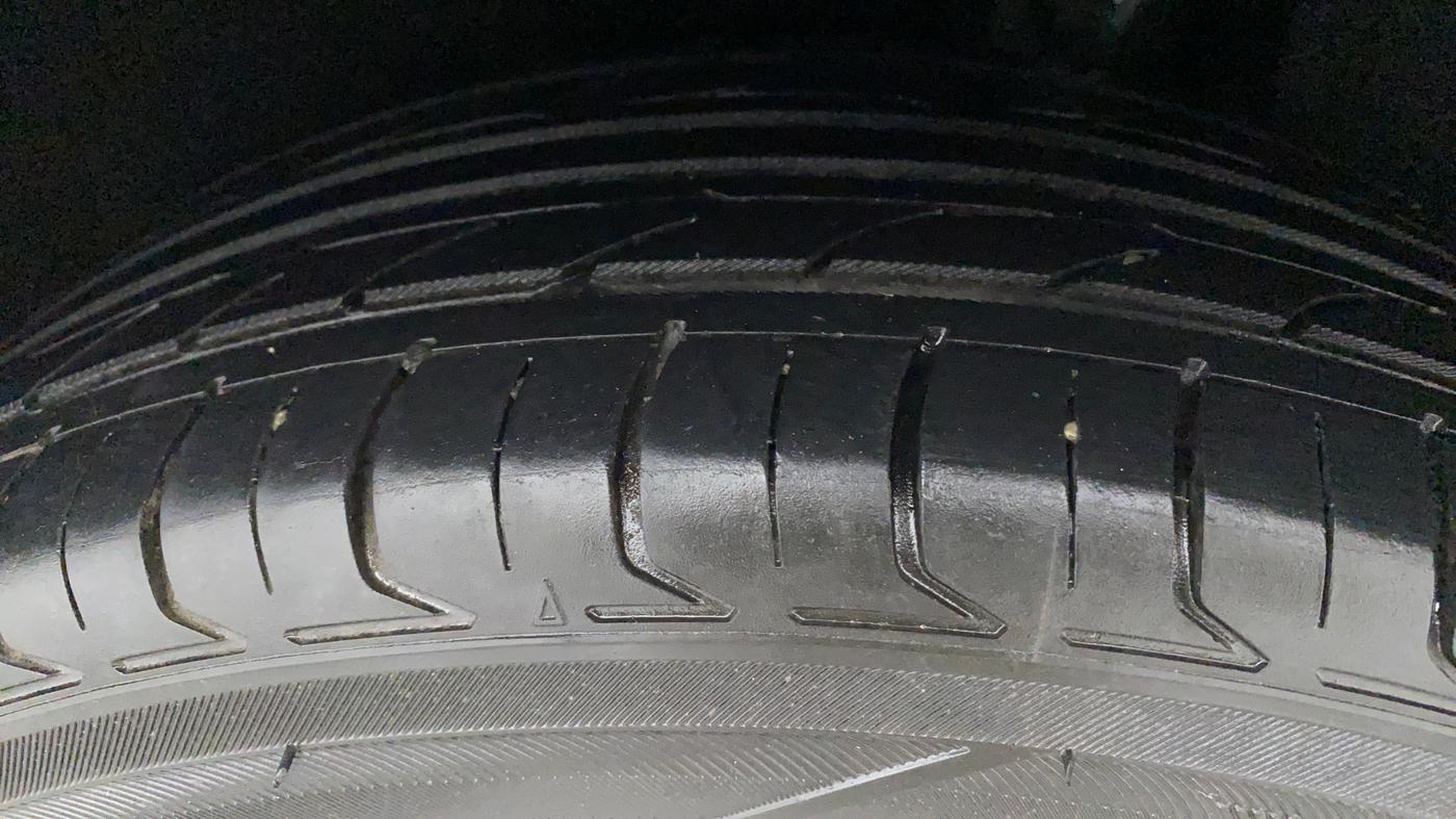 2016 Maruti Baleno DELTA PETROL 1.2, Petrol, Manual, 83,694 km, Left Rear Tyre Tread