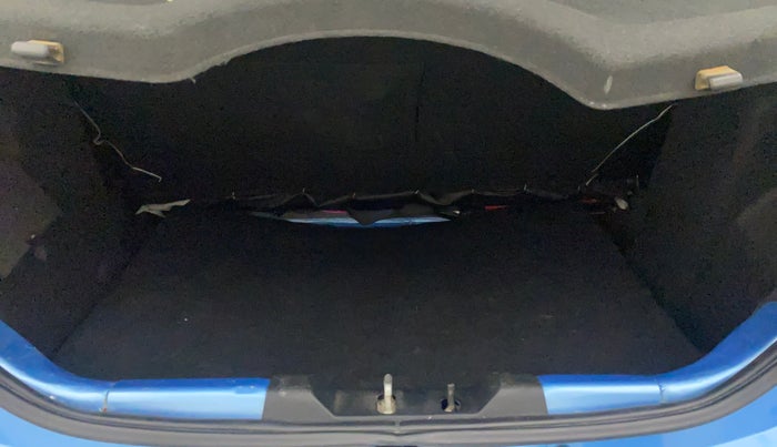 2017 Tata Tiago XZ PETROL, Petrol, Manual, 32,671 km, Boot Inside
