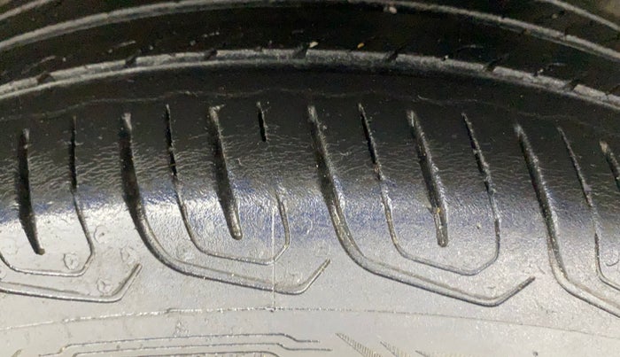 2022 Tata Tiago XT PETROL, Petrol, Manual, 30,077 km, Left Rear Tyre Tread