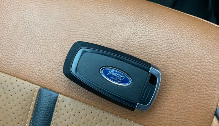 2020 Ford Ecosport TITANIUM 1.5L DIESEL, Diesel, Manual, 1,00,107 km, Key Close Up