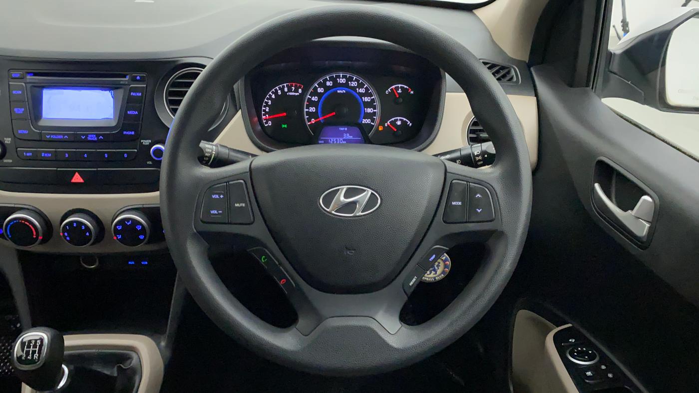 2015 Hyundai Grand i10 SPORTZ 1.2 KAPPA VTVT, Petrol, Manual, 12,530 km, Steering Wheel Close Up