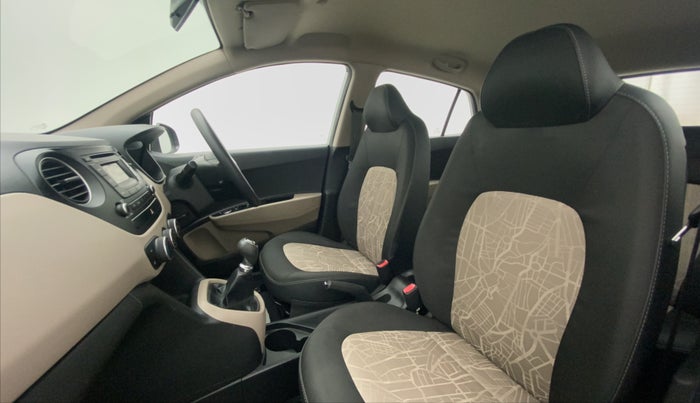 2015 Hyundai Grand i10 SPORTZ 1.2 KAPPA VTVT, Petrol, Manual, 12,530 km, Right Side Front Door Cabin
