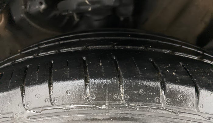 2020 KIA SELTOS HTX 1.5 DIESEL, Diesel, Manual, 75,091 km, Right Front Tyre Tread