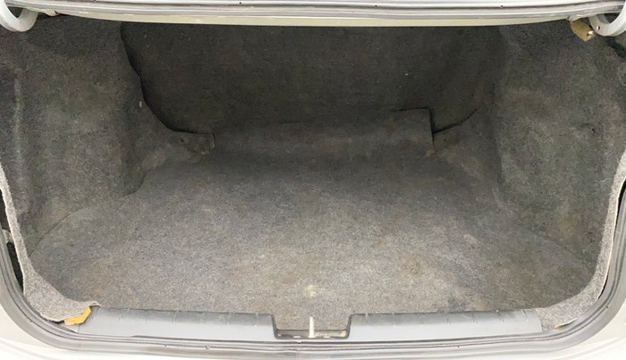 2013 Honda City 1.5L I-VTEC CORPORATE MT, Petrol, Manual, 1,13,194 km, Boot Inside