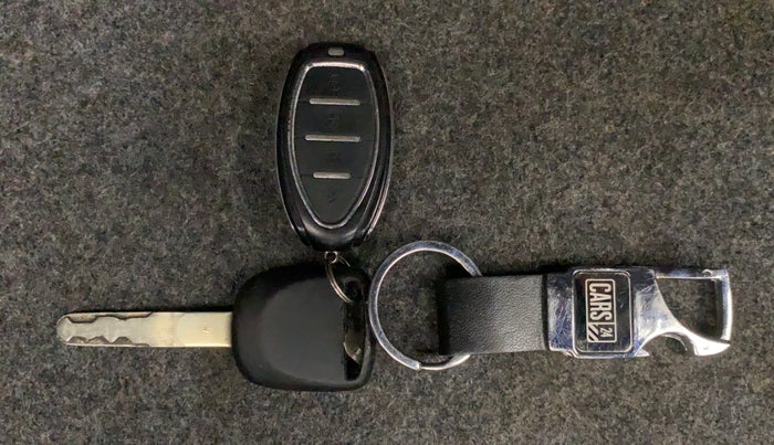 2013 Honda City 1.5L I-VTEC CORPORATE MT, Petrol, Manual, 1,13,194 km, Key Close Up