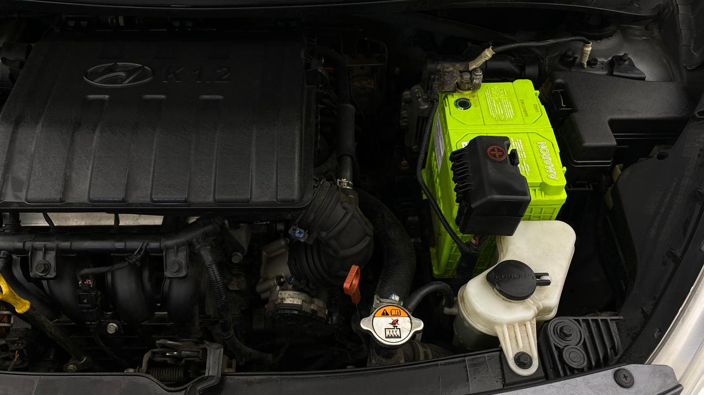 2018 Hyundai Grand i10 SPORTZ AT 1.2 KAPPA VTVT, Petrol, Automatic, 31,859 km, Engine View - Left