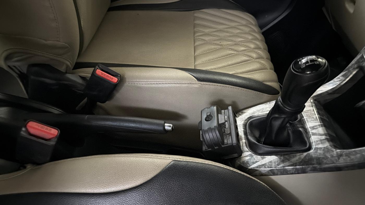 2019 Maruti New Wagon-R ZXI 1.2, Petrol, Manual, 44,786 km, Gear Lever