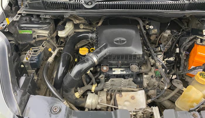 2018 Tata NEXON XM PETROL, CNG, Manual, 1,20,081 km, Engine View - Right