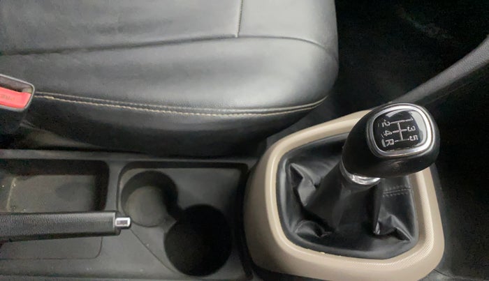 2015 Hyundai Grand i10 SPORTZ 1.2 KAPPA VTVT, Petrol, Manual, 86,970 km, Gear Lever