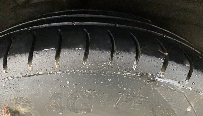 2015 Hyundai Grand i10 SPORTZ 1.2 KAPPA VTVT, Petrol, Manual, 86,970 km, Right Rear Tyre Tread