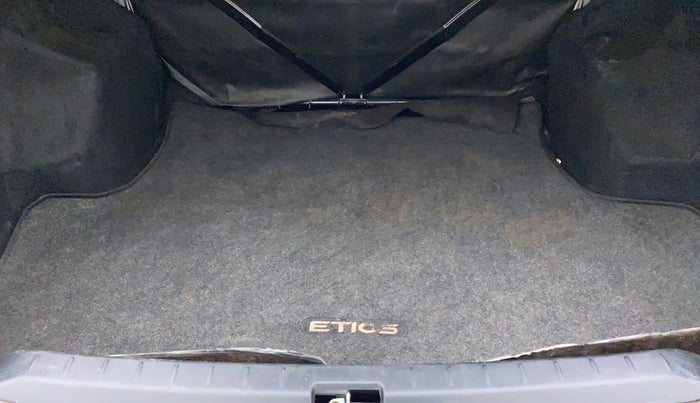 2012 Toyota Etios GD, Diesel, Manual, 82,993 km, Boot Inside