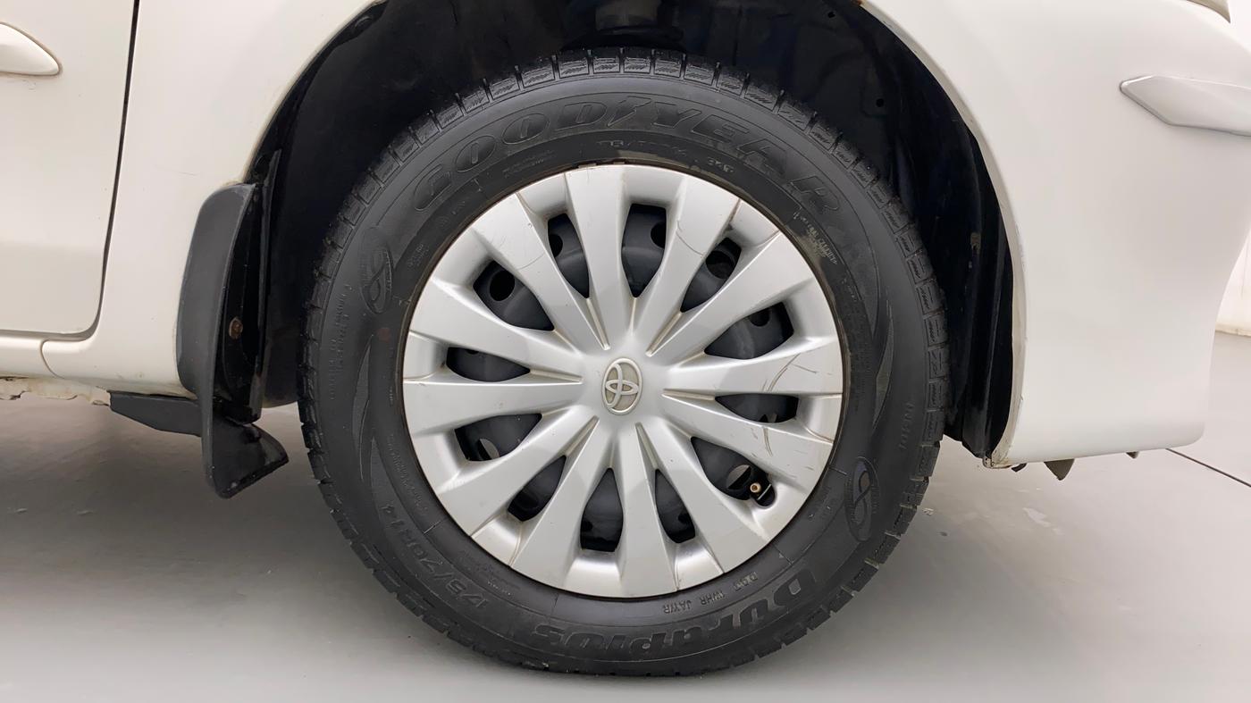 2012 Toyota Etios GD, Diesel, Manual, 82,993 km, Right Front Wheel
