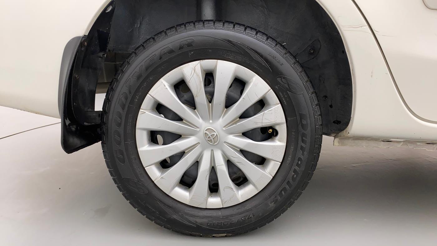2012 Toyota Etios GD, Diesel, Manual, 82,993 km, Right Rear Wheel