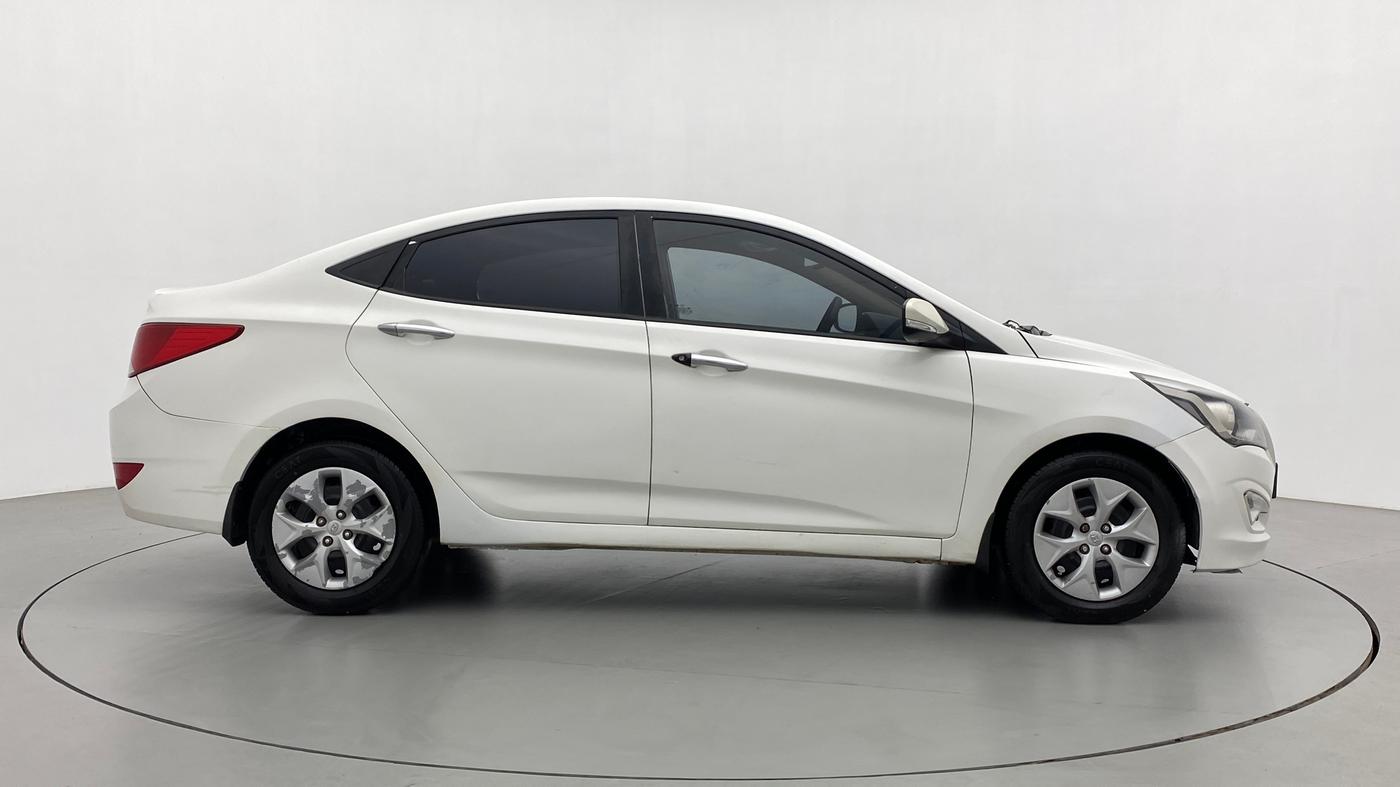 2016 Hyundai Verna 1.6 CRDI S, Diesel, Manual, 69,361 km, Right Side View
