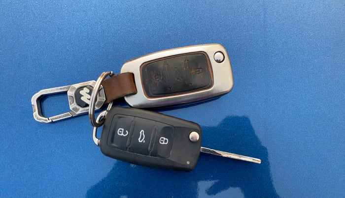 2016 Volkswagen Ameo HIGHLINE1.2L, Petrol, Manual, 81,347 km, Key Close Up