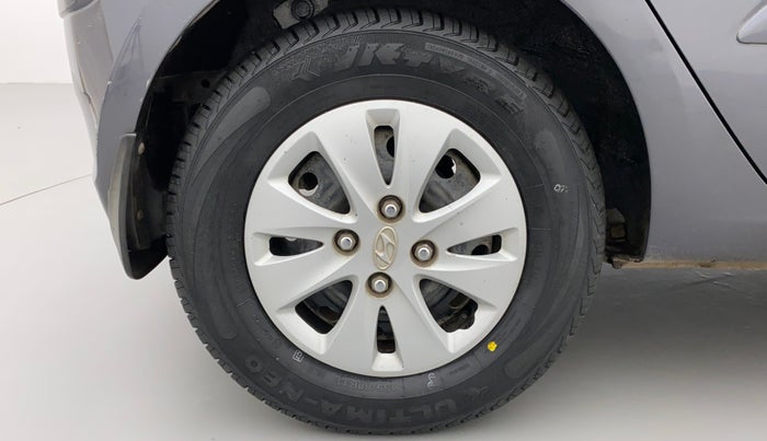 2010 Hyundai i10 SPORTZ 1.2, Petrol, Manual, 45,887 km, Right Rear Wheel