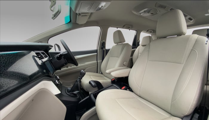 2019 Mahindra MARAZZO M8 7 STR, Diesel, Manual, 13,234 km, Right Side Front Door Cabin View