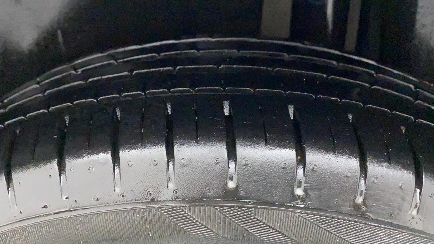 2021 Maruti Ciaz ALPHA 1.5 SHVS PETROL, Petrol, Manual, 11,521 km, Left Rear Tyre Tread