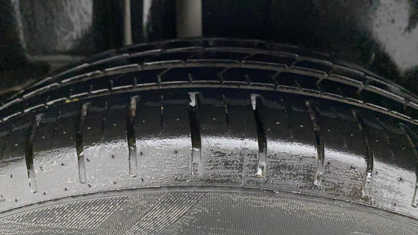 2021 Maruti Ciaz ALPHA 1.5 SHVS PETROL, Petrol, Manual, 11,521 km, Right Rear Tyre Tread