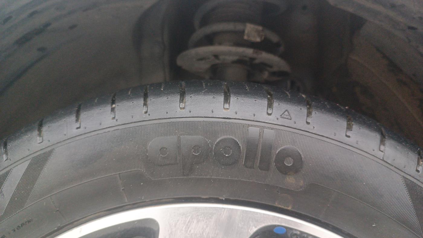 2019 Maruti Baleno ZETA CVT PETROL 1.2, Petrol, Automatic, 36,862 km, Left Front Tyre Tread